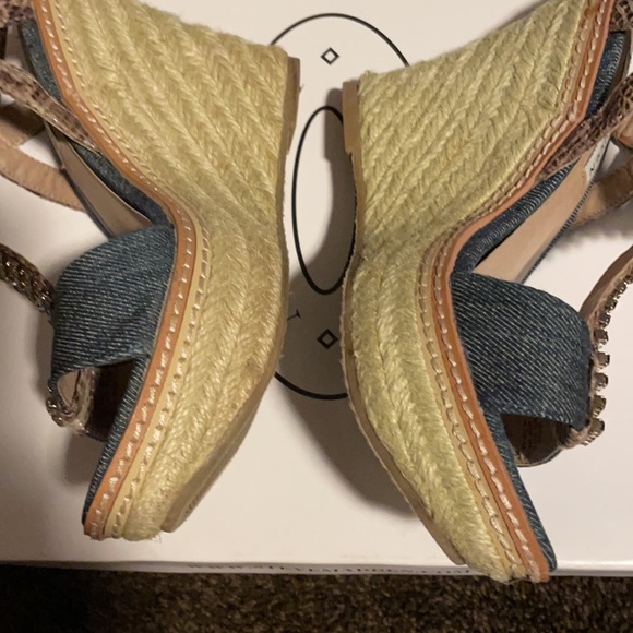 Steve Madden Smash Sandal Size 6 - Picture 4 of 5